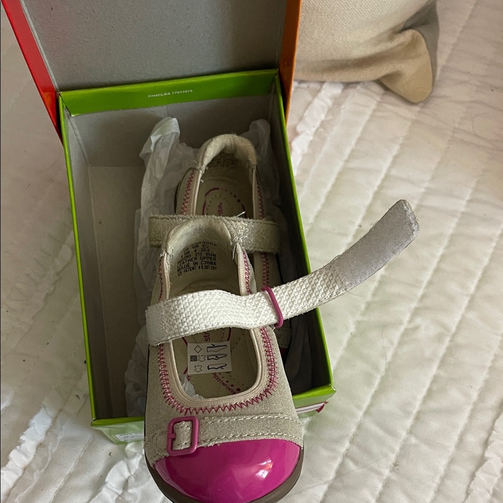 Stride Rite Pink and Gold Kids Dress Shoes - Picture 3 of 3